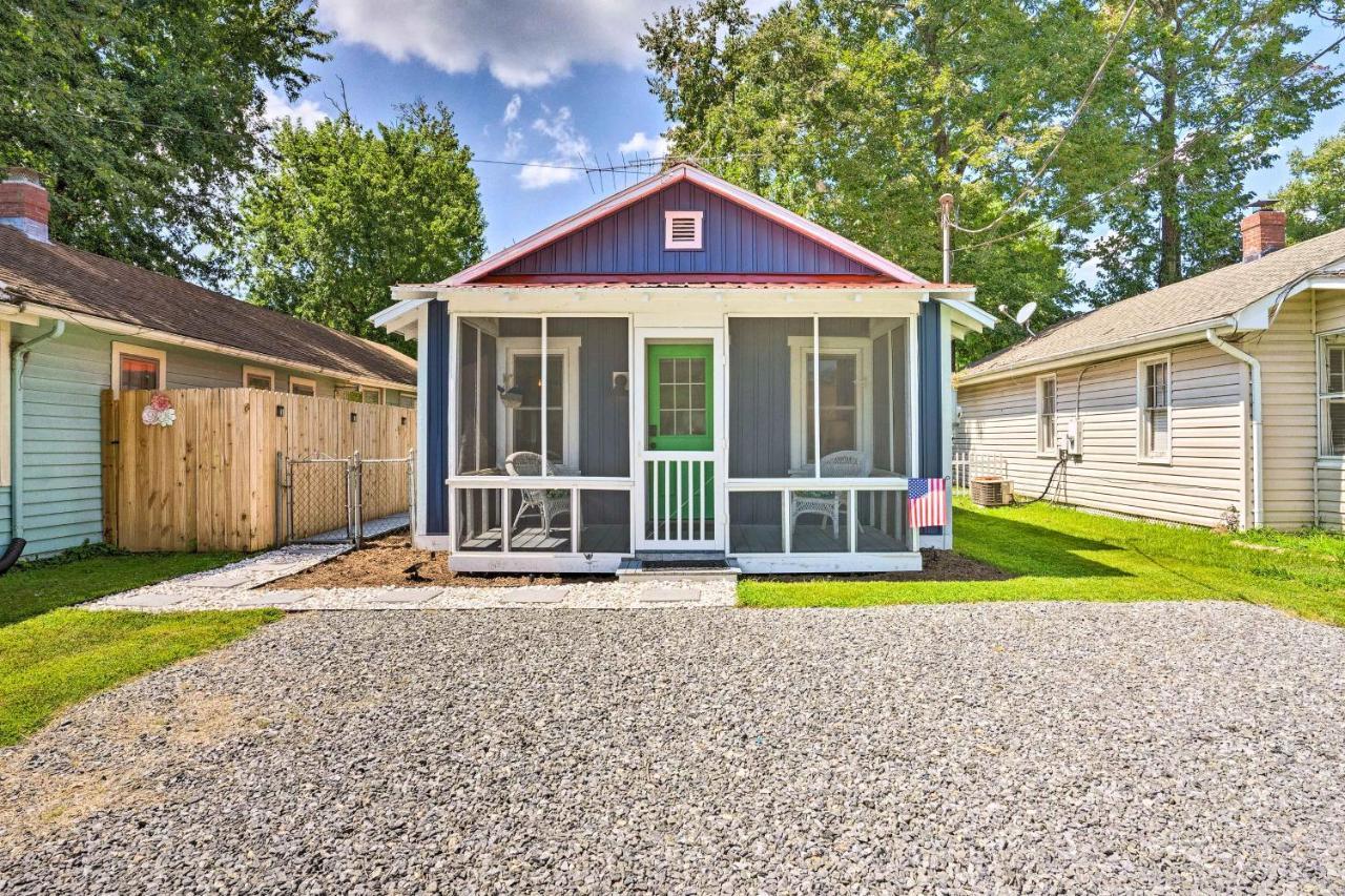 Chic Cottage With Private Yard Steps To Beach! Colonial Beach Extérieur photo