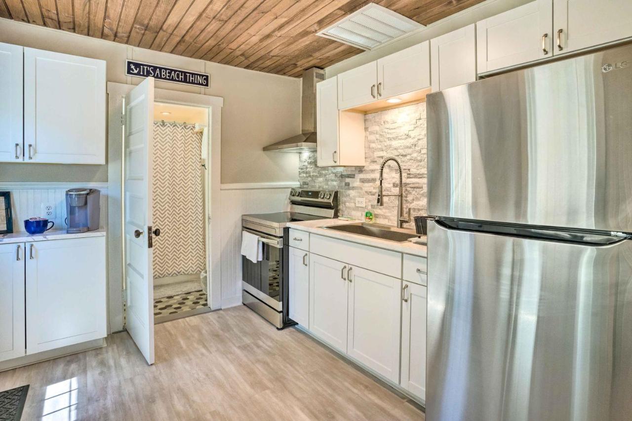 Chic Cottage With Private Yard Steps To Beach! Colonial Beach Extérieur photo