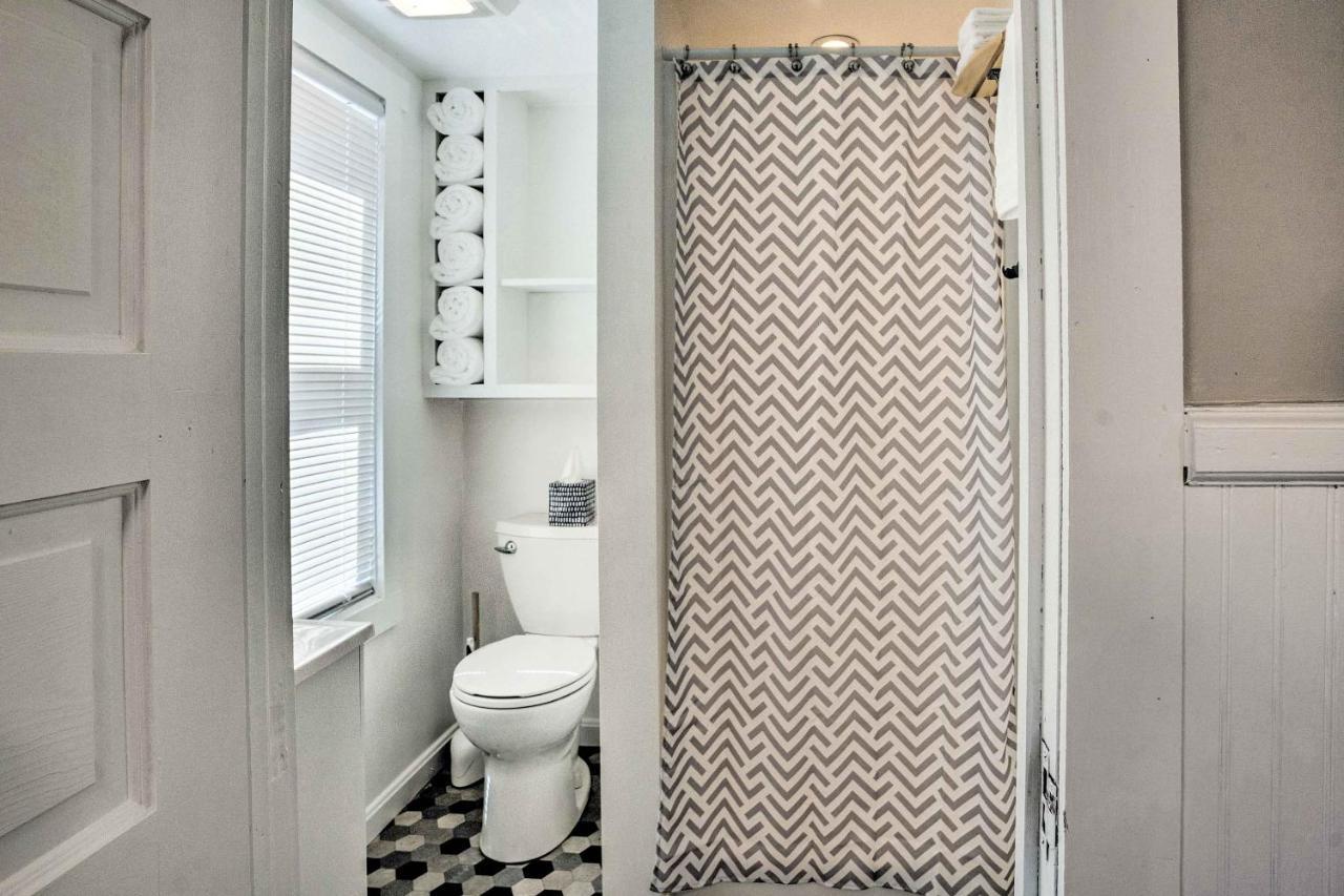 Chic Cottage With Private Yard Steps To Beach! Colonial Beach Extérieur photo